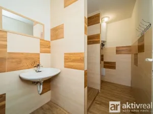 Prodej ubytování, Neratovice, Hlavní, 620 m2