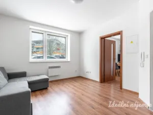 Pronájem bytu 1+1, Praha, Kukelská, 26 m2