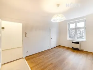 Pronájem bytu 2+kk, Praha - Nusle, Na Jezerce, 51 m2