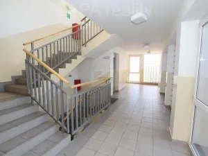 Pronájem bytu 1+kk, Praha - Záběhlice, K prádelně, 34 m2