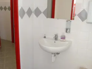 Pronájem skladu, Praha - Strašnice, U trati, 263 m2