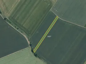 Prodej pole, Ústín, 21355 m2