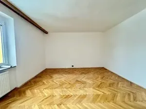 Pronájem bytu 2+1, Třebíč, Václavské nám., 69 m2