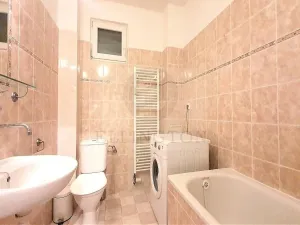 Pronájem bytu 2+1, Praha - Nusle, Čestmírova, 54 m2