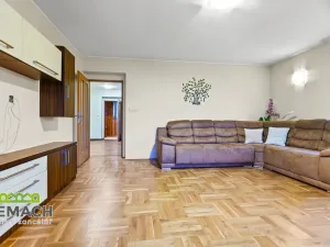 Prodej rodinného domu, Hronov, Karoliny Světlé, 250 m2