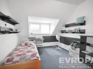 Prodej rodinného domu, Praha - Krč, Branická, 235 m2