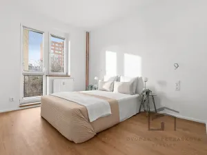Pronájem bytu 3+kk, Praha - Libeň, Sokolovská, 64 m2