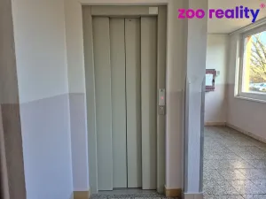 Prodej bytu 2+kk, Praha, Roudnická, 44 m2