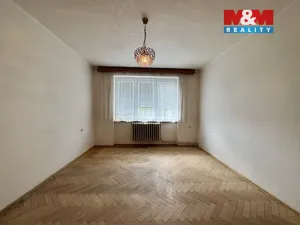 Prodej bytu 3+1, Žatec, Bratří Čapků, 65 m2