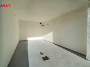 Prodej garáže, Praha - Kbely, Železnobrodská, 18 m2