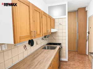Prodej bytu 2+1, Karlovy Vary - Drahovice, Gagarinova, 56 m2
