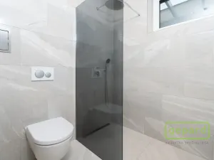 Prodej rodinného domu, Mníšek pod Brdy, U Kolejí, 200 m2