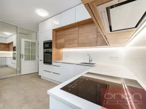 Prodej bytu 5+kk, Praha - Smíchov, Podbělohorská, 126 m2