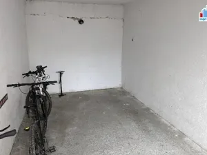 Pronájem garáže, Plzeň - Východní Předměstí, Jetelová, 17 m2