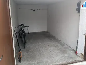 Pronájem garáže, Plzeň - Východní Předměstí, Jetelová, 17 m2