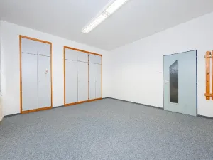 Pronájem kanceláře, Pardubice, Fáblovka, 216 m2