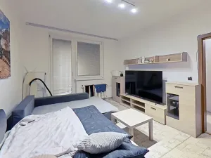 Pronájem bytu 1+1, Velká Bíteš, U Stadionu, 35 m2