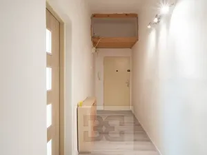 Pronájem bytu 2+kk, Praha - Libeň, U svobodárny, 60 m2