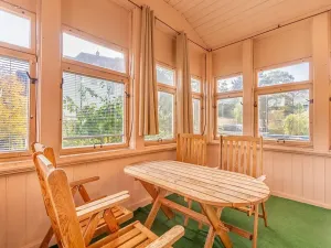 Pronájem bytu 2+1, Teplice, Čs. dobrovolců, 84 m2