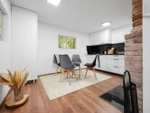 Pronájem chaty, Brno, 27 m2