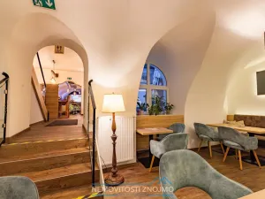 Prodej restaurace, Retz, Znaimerstraße, 200 m2