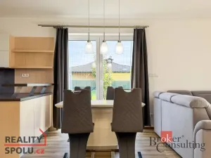 Pronájem rodinného domu, 114 m2