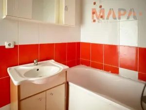 Prodej bytu 2+1, Chomutov, Dřínovská, 62 m2