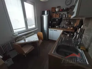 Prodej bytu 2+1, Opava - Předměstí, Purkyňova, 57 m2