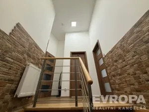 Prodej bytu 4+kk, Praha - Radotín, Na Krupičárně, 96 m2