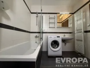 Prodej bytu 4+kk, Praha - Radotín, Na Krupičárně, 96 m2