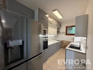 Prodej bytu 4+kk, Praha - Radotín, Na Krupičárně, 96 m2