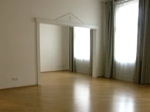 Pronájem bytu 3+1, Praha - Nové Město, Odborů, 104 m2