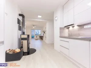 Prodej bytu 3+kk, Hrabišín, 79 m2