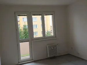 Pronájem bytu 2+1, Zlín, Milíčova, 60 m2