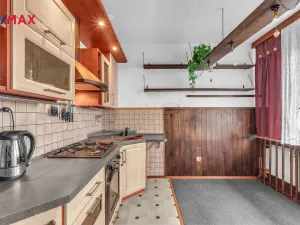 Prodej bytu 3+1, Hradec Králové - Nový Hradec Králové, třída Edvarda Beneše, 98 m2