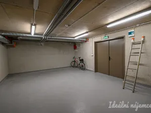 Pronájem bytu 1+kk, Brno, Bratislavská, 35 m2