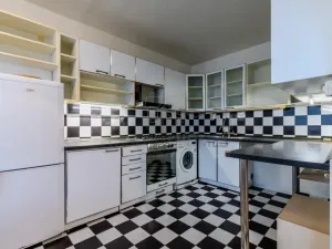 Prodej bytu 3+1, Praha - Prosek, Lovosická, 67 m2