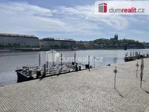 Pronájem bytu 1+kk, Praha - Smíchov, Na Valentince, 42 m2