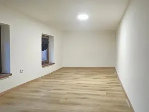 Pronájem bytu 2+1, Květinová, Jablonec nad Nisou, 65 m2