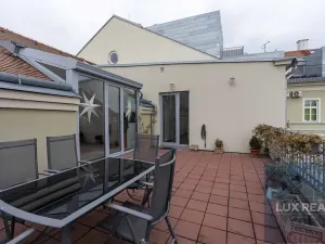 Prodej atypického bytu, Mikulov, Komenského, 164 m2