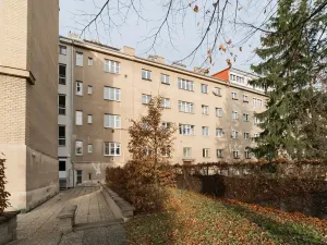 Pronájem bytu 1+kk, Praha - Strašnice, Černokostelecká, 36 m2