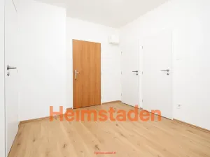Pronájem bytu 1+1, Ostrava - Poruba, Jindřicha Plachty, 42 m2