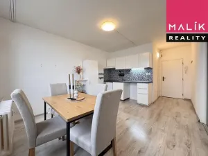 Prodej bytu 1+1, Karlovy Vary, Dvořákova, 37 m2