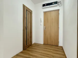 Prodej bytu 1+1, Karviná, Slovenská, 28 m2