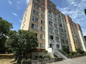 Prodej bytu 2+kk, Praha - Řepy, Bazovského, 44 m2