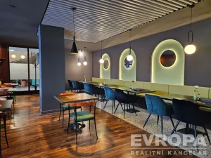 Pronájem restaurace, Vrchlabí, Krkonošská, 170 m2
