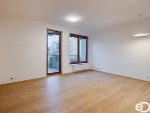 Pronájem bytu 1+kk, Praha - Podolí, Jeremenkova, 42 m2