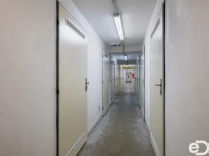 Pronájem bytu 1+kk, Praha - Podolí, Jeremenkova, 42 m2