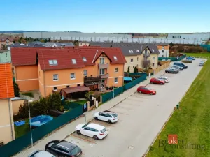 Prodej bytu 4+1, Nupaky, U Valu, 83 m2