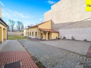 Pronájem kanceláře, Pardubice, třída Míru, 140 m2